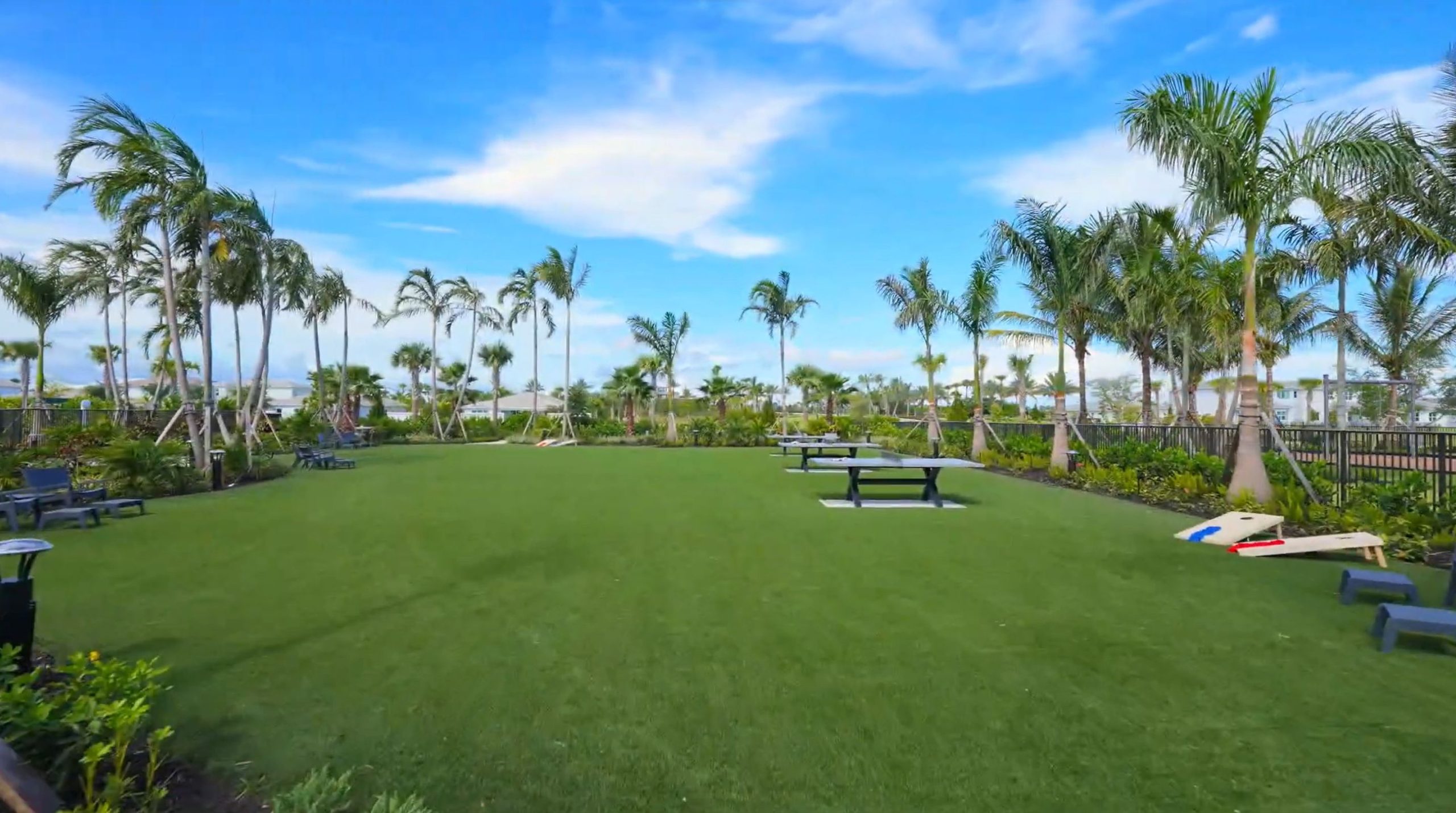 seville-tradition-port-st-lucie-fl-event-lawn-with-ping-pong (2)